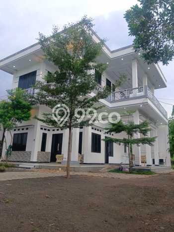 Jual Rumah Luas Elegan Dengan View Cantik di Bekasi, Bekasi Jual Rumah Luas Elegan Dengan View Cantik di Bekasi, Bekasi