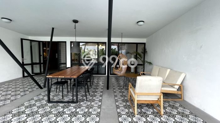 Rumah Elit Modern Tanpa Renovasi di Cipete Jakarta Selatan Rumah Elit Modern Tanpa Renovasi di Cipete Jakarta Selatan