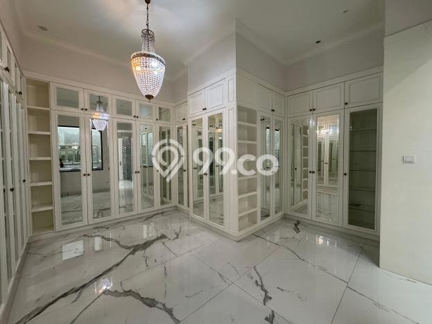 Rumah Luxury Modern Tanpa Renovasi di Kemang Jakarta Selatan Rumah Luxury Modern Tanpa Renovasi di Kemang Jakarta Selatan