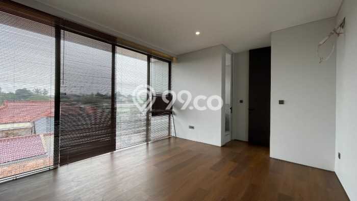 Dijual Rumah Premium dengan Fasilitas Sekitar Komplit di Jagakarsa, Jakarta Selatan Dijual Rumah Premium dengan Fasilitas Sekitar Komplit di Jagakarsa, Jakarta Selatan