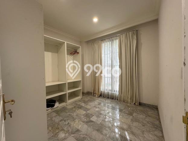 Rumah Luxury Modern Tanpa Renovasi di Kemang Jakarta Selatan Rumah Luxury Modern Tanpa Renovasi di Kemang Jakarta Selatan
