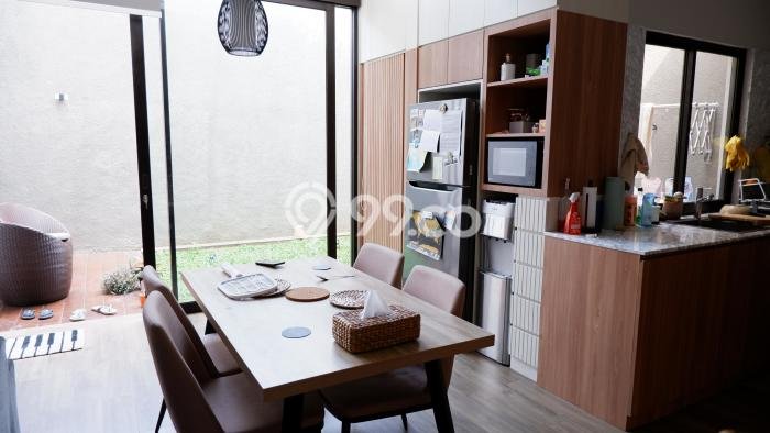 Dijual Rumah Premium dengan Fasilitas Sekitar Komplit di Jagakarsa, Jakarta Selatan Dijual Rumah Premium dengan Fasilitas Sekitar Komplit di Jagakarsa, Jakarta Selatan