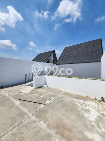 Rumah Eksklusif Siap Huni LT 144m2 di Cilandak, Jakarta Selatan Rumah Eksklusif Siap Huni LT 144m2 di Cilandak, Jakarta Selatan