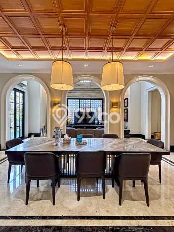 Jual Rumah Mewah Elegan Dengan View Eksklusif di Veteran, Jakarta Selatan Jual Rumah Mewah Elegan Dengan View Eksklusif di Veteran, Jakarta Selatan