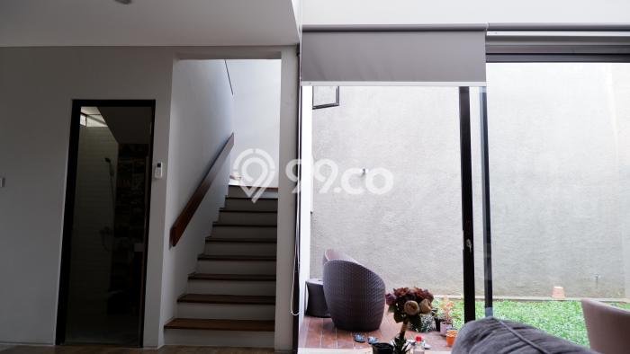 Dijual Rumah Premium dengan Fasilitas Sekitar Komplit di Jagakarsa, Jakarta Selatan Dijual Rumah Premium dengan Fasilitas Sekitar Komplit di Jagakarsa, Jakarta Selatan