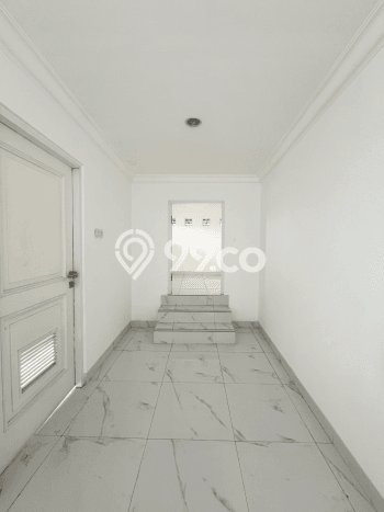 For Sale! Luxury House LT 154m2 Desain Modern di Lebak Bulus For Sale! Luxury House LT 154m2 Desain Modern di Lebak Bulus