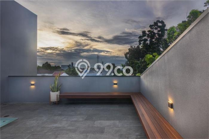 Jual Rumah Mewah Megah Dengan View Eksklusif di Kemang, Jakarta Selatan Jual Rumah Mewah Megah Dengan View Eksklusif di Kemang, Jakarta Selatan