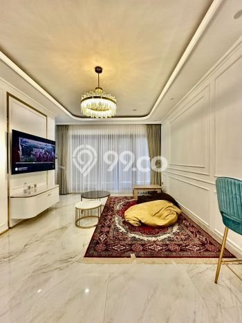 Rumah Elit Modern Tanpa Renovasi di Fatmawati Jakarta Selatan Rumah Elit Modern Tanpa Renovasi di Fatmawati Jakarta Selatan