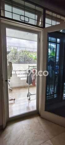 Dijual Rumah Luas Elegan Dengan View Eksklusif di Intercon, Jakarta Barat Dijual Rumah Luas Elegan Dengan View Eksklusif di Intercon, Jakarta Barat