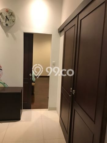 Ready to Use! Luxury House LT 229m2 Desain Elegan di Permata Buana Ready to Use! Luxury House LT 229m2 Desain Elegan di Permata Buana