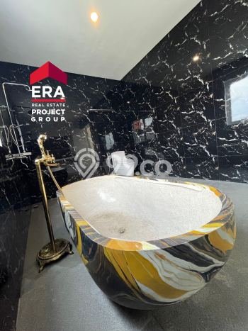 Ready to Use! Premium House LT 125m2 Desain Elegan di Kav DKI Ready to Use! Premium House LT 125m2 Desain Elegan di Kav DKI