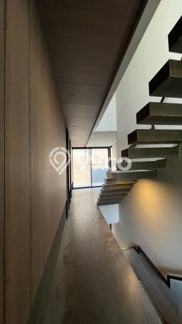 Jual Rumah Mewah Elegan Dengan View Eksklusif di Alam Sutera, Tangerang Jual Rumah Mewah Elegan Dengan View Eksklusif di Alam Sutera, Tangerang