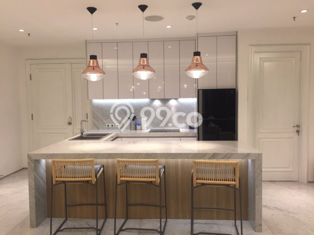 Apartemen Sewa 3 Kamar Hemat Siap Huni di Jakarta Barat, Luas 158m2 Apartemen Sewa 3 Kamar Hemat Siap Huni di Jakarta Barat, Luas 158m2