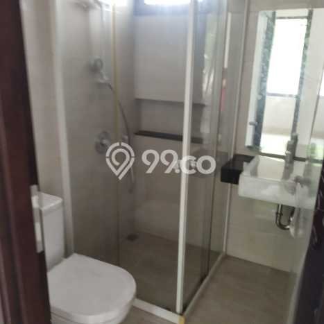Rumah Elit Modern Tanpa Renovasi di Green Lake City Jakarta Barat Rumah Elit Modern Tanpa Renovasi di Green Lake City Jakarta Barat