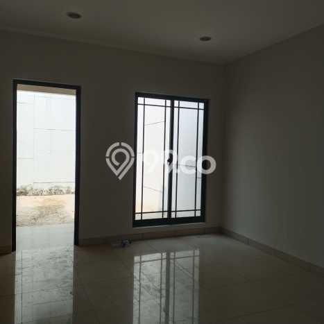 Rumah Elit Modern Tanpa Renovasi di Green Lake City Jakarta Barat Rumah Elit Modern Tanpa Renovasi di Green Lake City Jakarta Barat