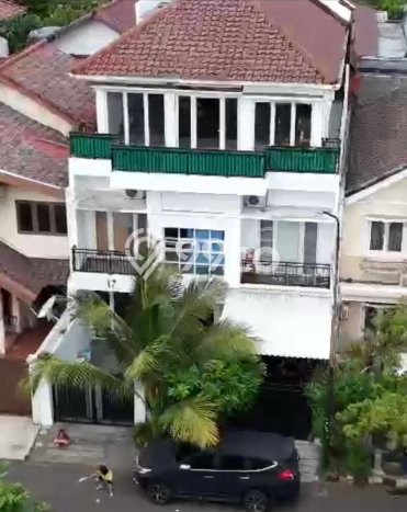 Rumah Elit Modern Tanpa Renovasi di Permata Buana Jakarta Barat Rumah Elit Modern Tanpa Renovasi di Permata Buana Jakarta Barat