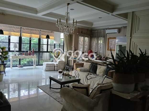 Ready to Use! Luxury House LT 236m2 Desain Elegan di Puri Indah Ready to Use! Luxury House LT 236m2 Desain Elegan di Puri Indah