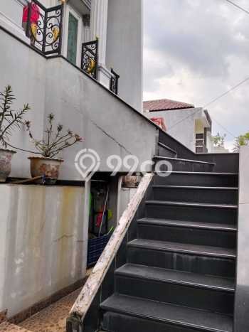 Rumah Luxury Modern Tanpa Renovasi di Meruya Jakarta Barat Rumah Luxury Modern Tanpa Renovasi di Meruya Jakarta Barat