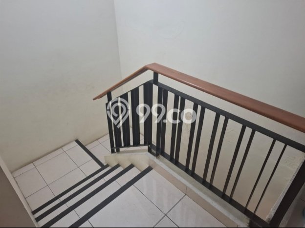 Jarang Ada! Rumah Kontrakan 5 Kamar Nyaman Siap Huni BSD Jarang Ada! Rumah Kontrakan 5 Kamar Nyaman Siap Huni BSD