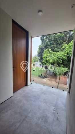 Rumah Elit Modern Tanpa Renovasi di BSD Tangerang Rumah Elit Modern Tanpa Renovasi di BSD Tangerang