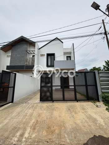 BEST PRICE! Rumah Berkualitas area Cinere, Luas 131m² Bangunan 208m² BEST PRICE! Rumah Berkualitas area Cinere, Luas 131m² Bangunan 208m²