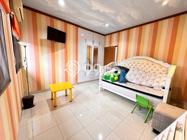 For Sale! Premium House LT 550m2 Desain Modern di Pangkalan Jati For Sale! Premium House LT 550m2 Desain Modern di Pangkalan Jati