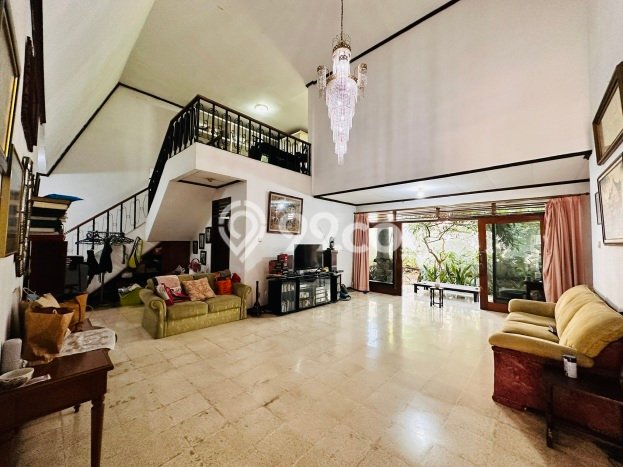 Rumah Terawat di Sukmajaya, Depok, Luas Tanah 480m², Luas Bangunan 184m² Rumah Terawat di Sukmajaya, Depok, Luas Tanah 480m², Luas Bangunan 184m²