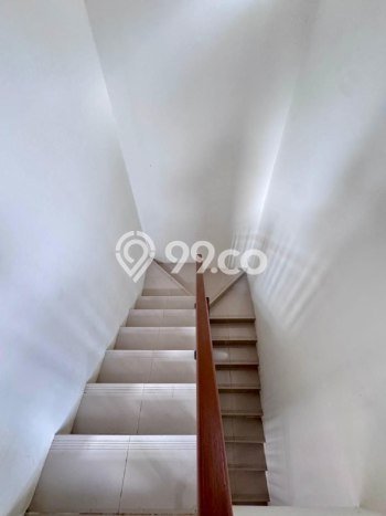 Rumah Strategis Minimalis Lb 116m2 di Cinere, Depok Rumah Strategis Minimalis Lb 116m2 di Cinere, Depok