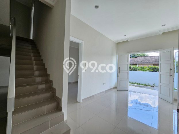 Dijual Rumah Premium dengan Fasilitas Sekitar Lengkap di Cinere, Depok Dijual Rumah Premium dengan Fasilitas Sekitar Lengkap di Cinere, Depok