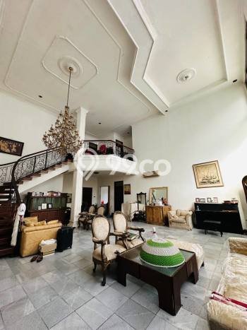 Rumah Luxury Modern Tanpa Renovasi di Antasari Jakarta Selatan Rumah Luxury Modern Tanpa Renovasi di Antasari Jakarta Selatan