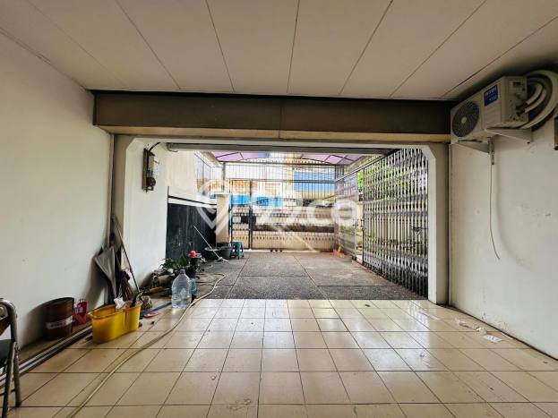Rumah Luxury Modern Tanpa Renovasi di Antasari Jakarta Selatan Rumah Luxury Modern Tanpa Renovasi di Antasari Jakarta Selatan