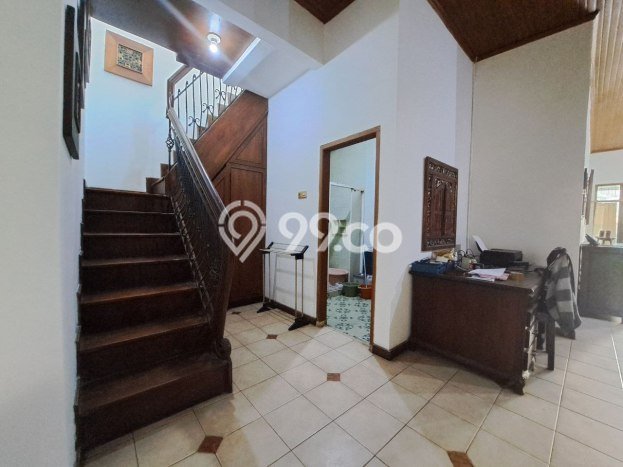 Jual Rumah Strategis Bagus Punya 3 KT di Cinere Depok SHM Jual Rumah Strategis Bagus Punya 3 KT di Cinere Depok SHM
