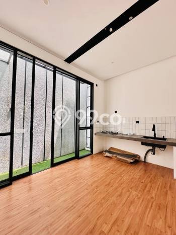 Rumah Minimalis 4 KT di Cirendeu Jakarta Selatan Unfurnished Rumah Minimalis 4 KT di Cirendeu Jakarta Selatan Unfurnished