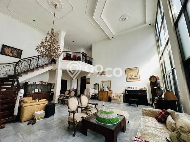 Rumah Luxury Modern Tanpa Renovasi di Antasari Jakarta Selatan Rumah Luxury Modern Tanpa Renovasi di Antasari Jakarta Selatan