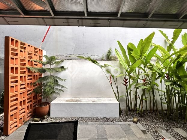 Dijual Rumah Mewah Elegan Dengan View Cantik di Cireundeu, Tangerang Dijual Rumah Mewah Elegan Dengan View Cantik di Cireundeu, Tangerang
