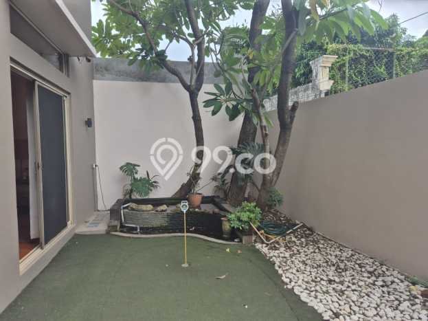 Hunian Ideal dengan LT 400m2 & LB 800m2 Disewakan di SCBD Hunian Ideal dengan LT 400m2 & LB 800m2 Disewakan di SCBD