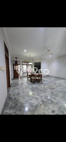 Rumah Elit Modern Siap Huni di Kedoya Baru Jakarta Barat Rumah Elit Modern Siap Huni di Kedoya Baru Jakarta Barat
