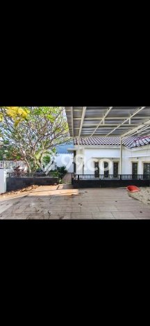 Rumah Elit LB 250m2 Siap Pakai Desain Elegan di Bintaro, Tangerang Selatan Rumah Elit LB 250m2 Siap Pakai Desain Elegan di Bintaro, Tangerang Selatan