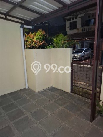 Rumah Elit Modern Siap Huni di Bintaro Jakarta Selatan Rumah Elit Modern Siap Huni di Bintaro Jakarta Selatan