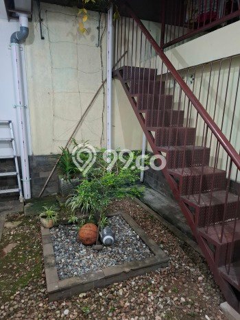Rumah Elit Modern Siap Huni di Bintaro Jakarta Selatan Rumah Elit Modern Siap Huni di Bintaro Jakarta Selatan