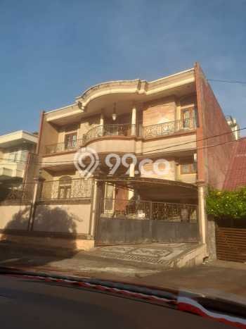 Hunian Super Elit dengan Akses Paling Strategis di Cinere, Jakarta Selatan Hunian Super Elit dengan Akses Paling Strategis di Cinere, Jakarta Selatan