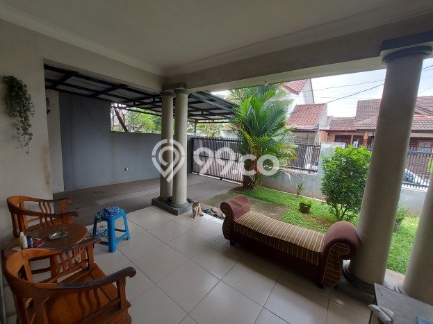 Rumah Mewah LB 180m2 Siap Huni Desain Elegan di Jatiwaringin, Jakarta Timur Rumah Mewah LB 180m2 Siap Huni Desain Elegan di Jatiwaringin, Jakarta Timur