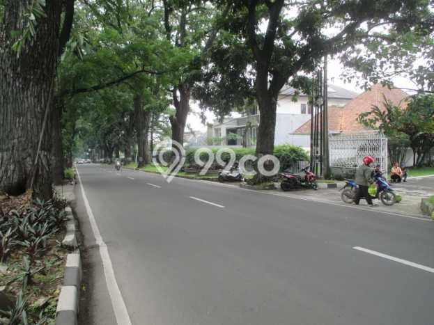 Rumah Terawat di Sukajadi, Bandung, LT 1063m² Bangunan 400m² HARGA MENARIK! Rumah Terawat di Sukajadi, Bandung, LT 1063m² Bangunan 400m² HARGA MENARIK!