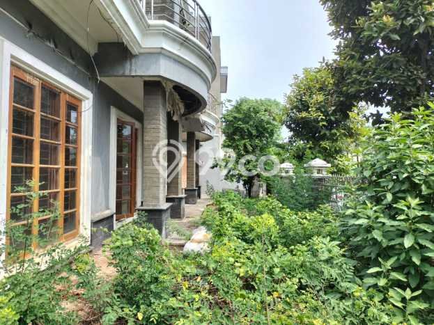 Rumah Strategis di Kelapa Gading, Jakarta Utara, LT 577m² LB 498m² - HARGA NEGO! Rumah Strategis di Kelapa Gading, Jakarta Utara, LT 577m² LB 498m² - HARGA NEGO!
