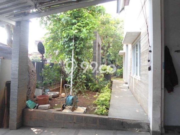 DIJUAL CEPAT! Rumah di Kemanggisan, Jakarta Barat, Luas 373m² LB 450m² HARGA NEGO! DIJUAL CEPAT! Rumah di Kemanggisan, Jakarta Barat, Luas 373m² LB 450m² HARGA NEGO!
