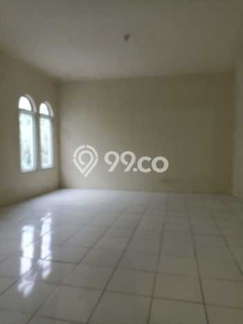 SEWA STRATEGIS! Gudang di Neglasari, Luas 900m², Area Ramai SEWA STRATEGIS! Gudang di Neglasari, Luas 900m², Area Ramai