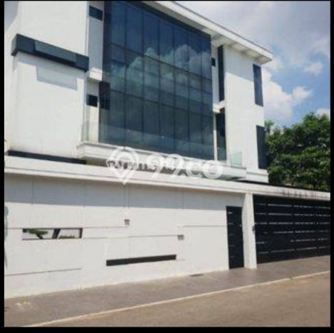 Rumah 4 Kamar Dekat Pusat Perbelanjaan di Permata Buana, Jakarta Barat Rumah 4 Kamar Dekat Pusat Perbelanjaan di Permata Buana, Jakarta Barat