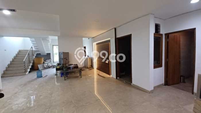 Rumah LT 260m² Fully Furnished di Lokasi Prestisius Ancol, Jakarta Utara Rumah LT 260m² Fully Furnished di Lokasi Prestisius Ancol, Jakarta Utara