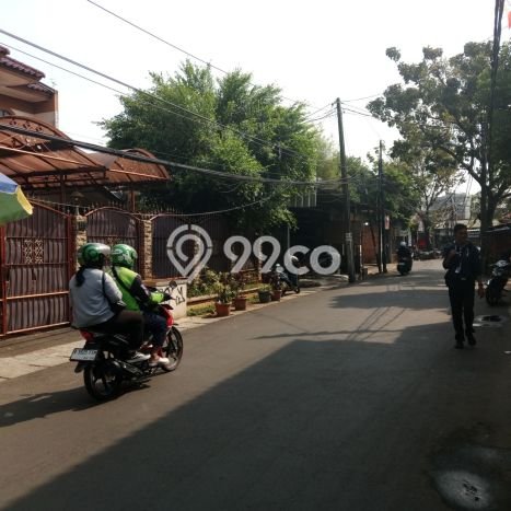 Dijual Cepat Rumah Bagus Siap Huni LB 450m2 di Kramat Jati, Jakarta Timur Dijual Cepat Rumah Bagus Siap Huni LB 450m2 di Kramat Jati, Jakarta Timur