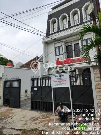 Ready to Use! Premium House LT 141m2 Desain Modern di Gandaria Ready to Use! Premium House LT 141m2 Desain Modern di Gandaria